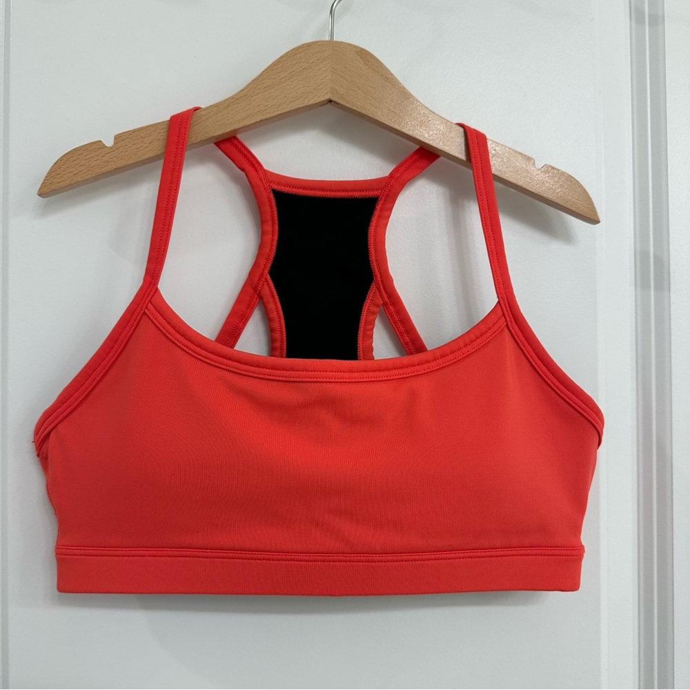 Gap Medium Impact Sculpt Revolution Racerback Sports Bra XS in Red-Orange